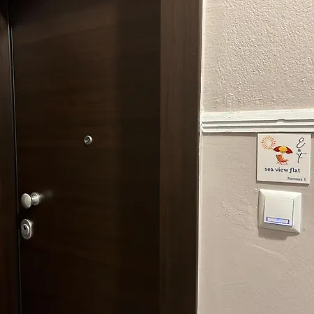 Apartment E & F Sea View Flat