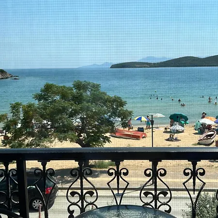 E & F Sea View Flat Apartment *