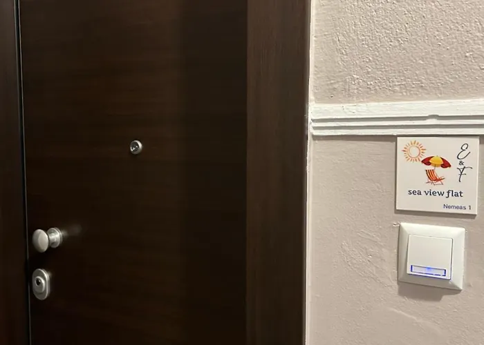 Apartment E & F Sea View Flat